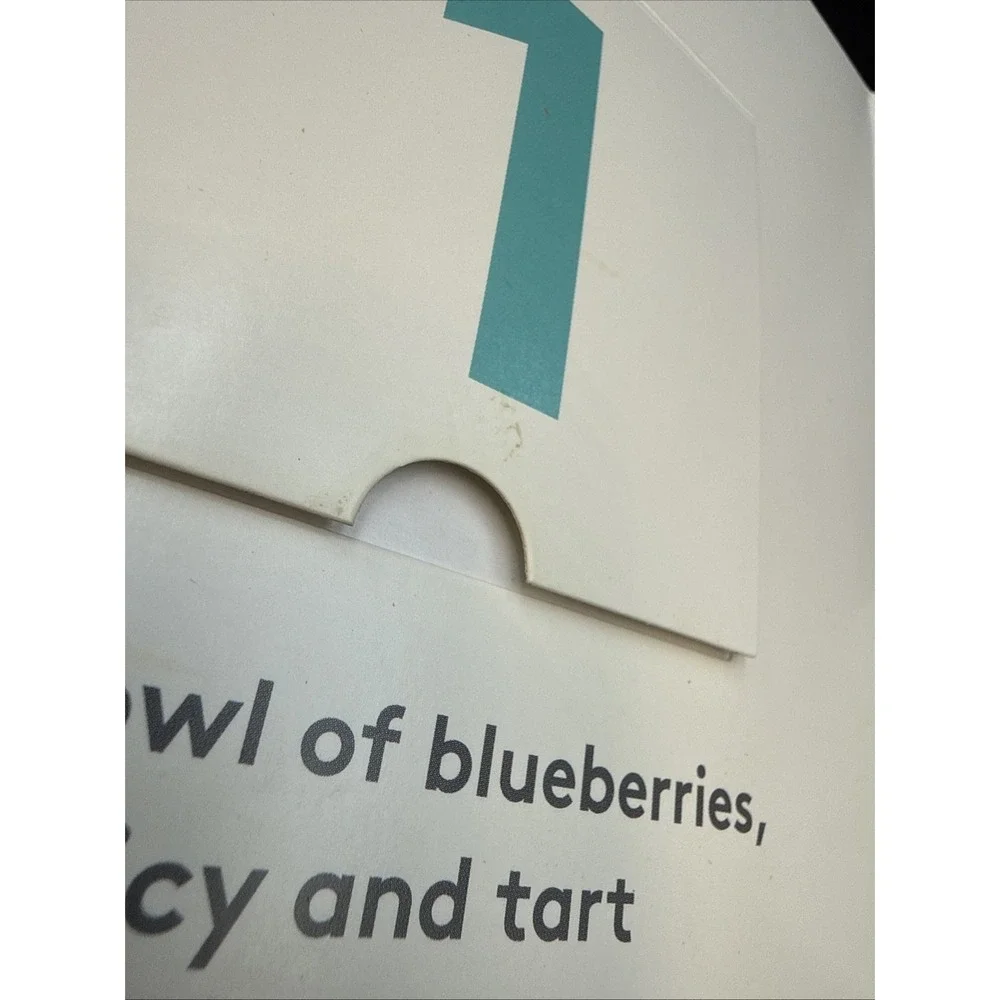 Lovevery Making Muffins Lift-the-Flap Board Book‎ The Helper Play Kit
